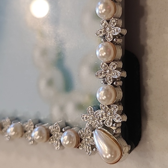 Heirloom Trends Frame - Picture 5 of 7